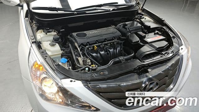 Hyundai YF Sonata топовая версия, 2010 6