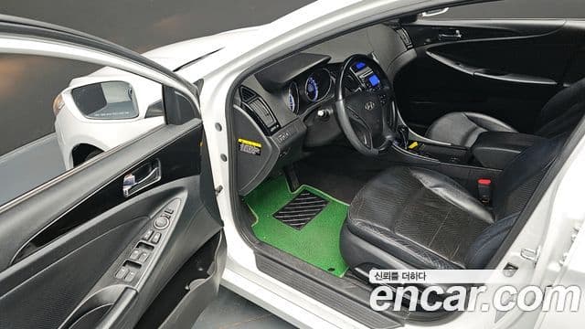 Hyundai YF Sonata топовая версия, 2010 12