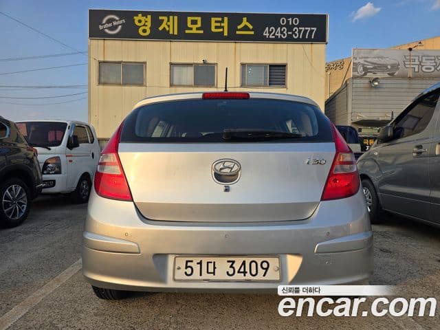 Hyundai i30 Luxury, 2010 4