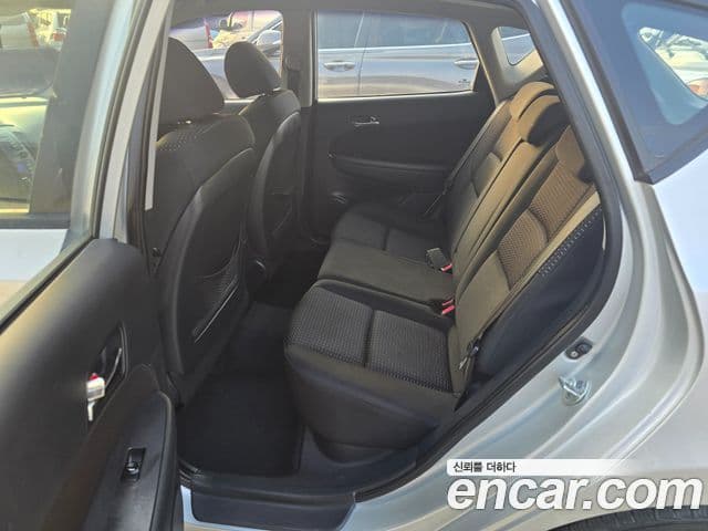 Hyundai i30 Luxury, 2010 12