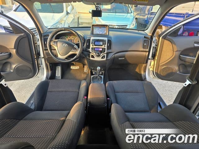 Hyundai i30 Luxury, 2010 13