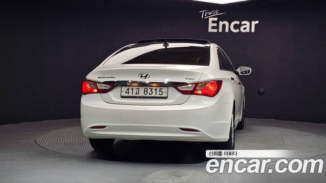 Hyundai YF Sonata LPI top, 2011 4