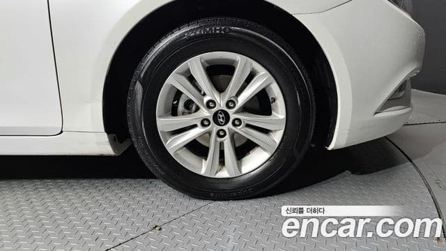 Hyundai YF Sonata LPI top, 2011 все фото