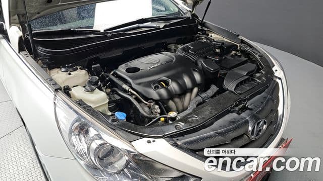 Hyundai YF Sonata LPI top, 2011 6