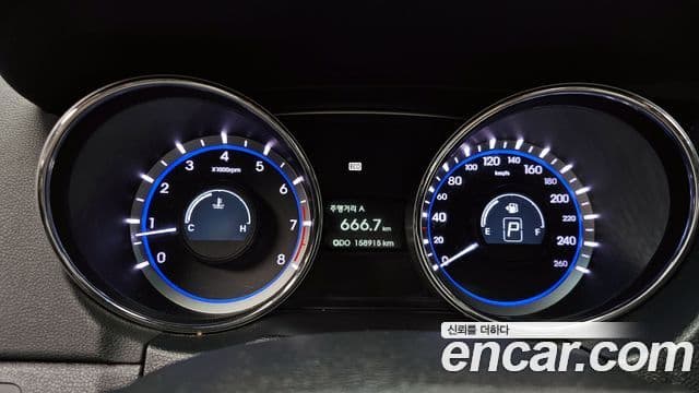 Hyundai YF Sonata LPI top, 2011 8