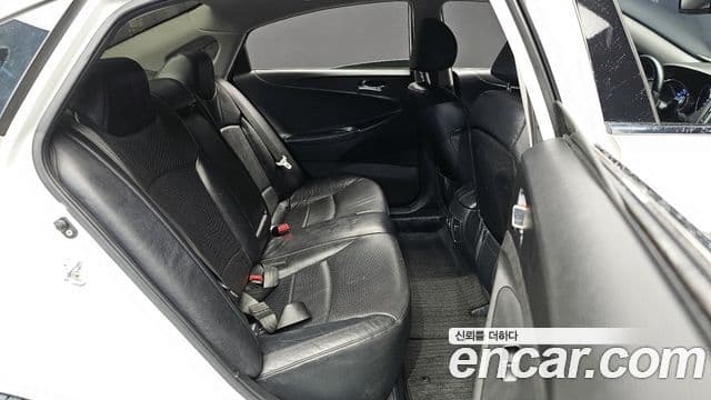 Hyundai YF Sonata LPI top, 2011 12