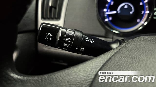 Hyundai YF Sonata LPI top, 2011 16