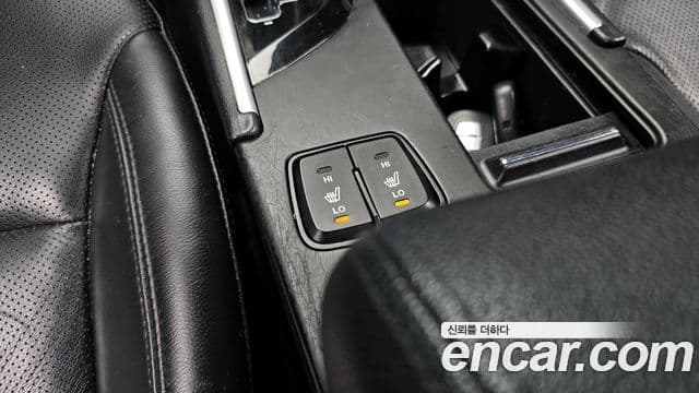 Hyundai YF Sonata LPI top, 2011 18