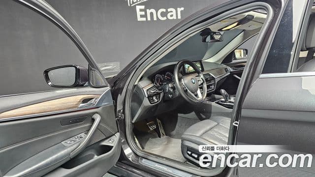 BMW 5시리즈 (G30) 530i Luxury Plus, 2018 10
