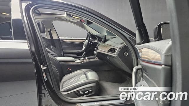 BMW 5시리즈 (G30) 530i Luxury Plus, 2018 11