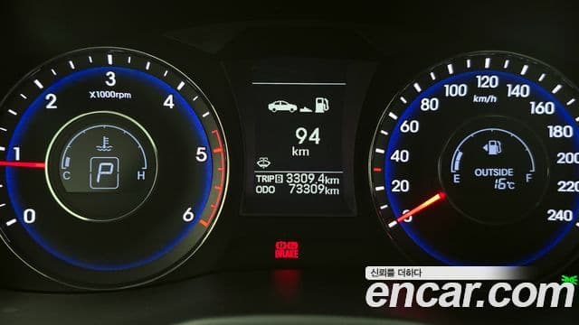 Hyundai i40 살룬 PYL, 2014 8