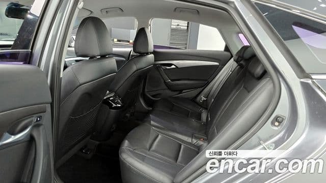 Hyundai i40 살룬 PYL, 2014 13