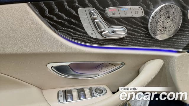 Mercedes-Benz E-класс W213 E450 4MATIC кабриолет, 2021 14