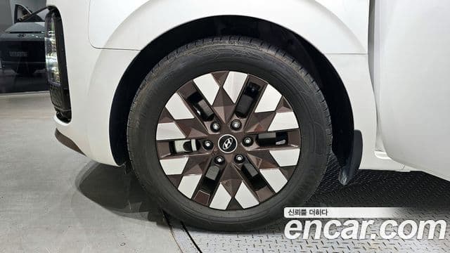 Hyundai Staria Prestige Camper 11인승, 2023 все фото