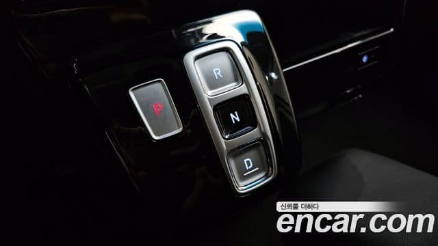 Hyundai Staria Prestige Camper 11인승, 2023 9