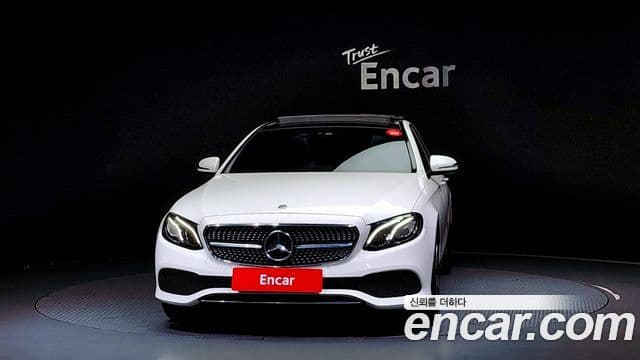 Mercedes-Benz E-класс W213 Avantgarde, 2019 3