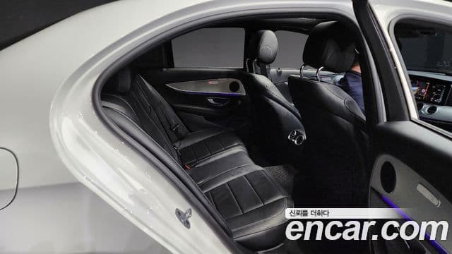 Mercedes-Benz E-класс W213 Avantgarde, 2019 12