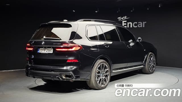 BMW X7 (G07) xDrive 40d M Sport 6인승, 2023 2