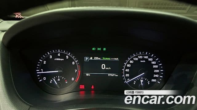 Genesis G80 Premium Luxury, 2017 8