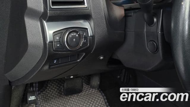 Ford Explorer 5세대, 2018 14