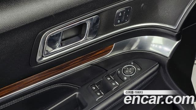 Ford Explorer 5세대, 2018 18