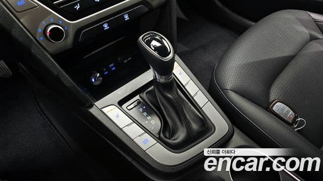 Hyundai Avante AD 1.6 GDI Value Plus, 2018 9