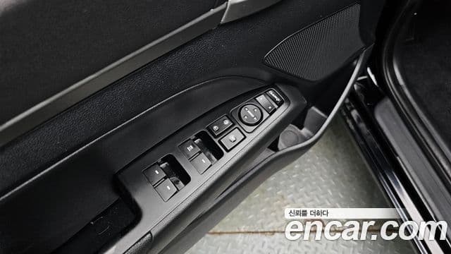 Hyundai Avante AD 1.6 GDI Value Plus, 2018 14