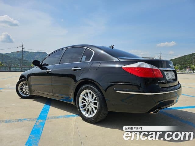 Hyundai Genesis Prime Pack, 2011 6