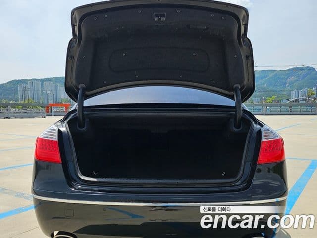 Hyundai Genesis Prime Pack, 2011 10