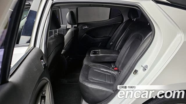 Kia K5 гибрид Prestige, 2013 12