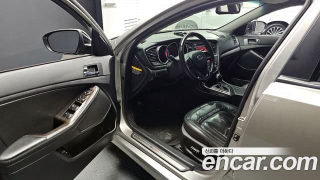 Kia K5 Prestige, 2011 10