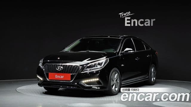 Hyundai LF Sonata гибрид Modern, 2016 1