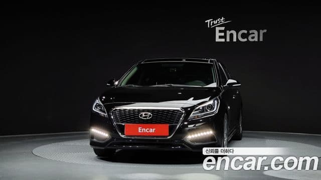 Hyundai LF Sonata гибрид Modern, 2016 3