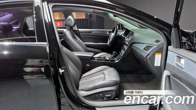 Hyundai LF Sonata гибрид Modern, 2016 11