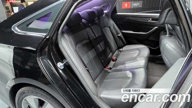 Hyundai LF Sonata гибрид Modern, 2016 12