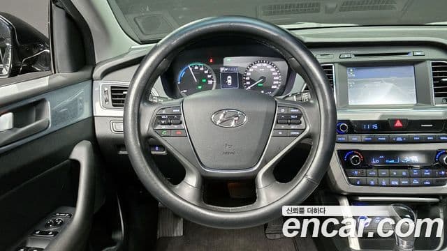 Hyundai LF Sonata гибрид Modern, 2016 14
