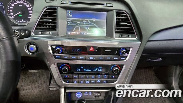 Hyundai LF Sonata гибрид Modern, 2016 16