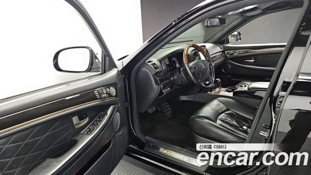 KG모빌리티(SsangYong) 뉴체어맨 W VIP, 2017 11