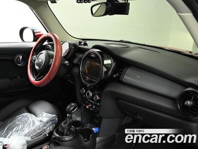 Mini Cooper D 3세대, 2017 7