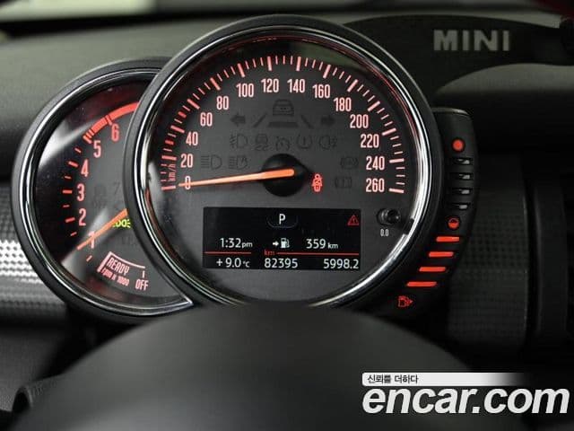 Mini Cooper D 3세대, 2017 8