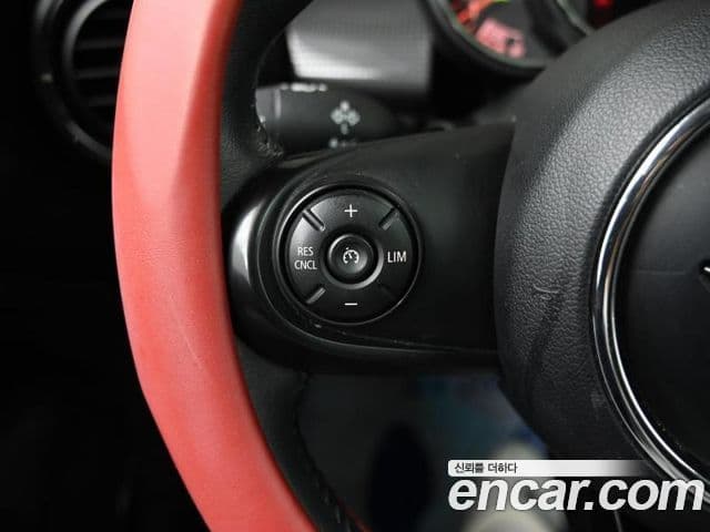 Mini Cooper D 3세대, 2017 16