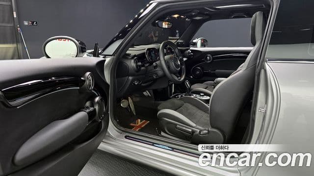 Mini Cooper S 3세대, 2024 11