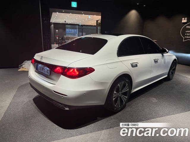 Mercedes-Benz E-класс W214 Avantgarde, 2025 3