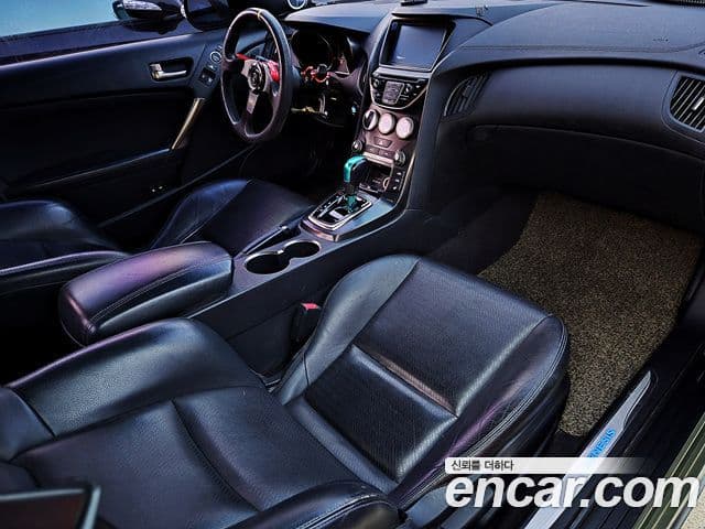 Hyundai The / новый New Genesis купе 200 турбо S, 2012 7