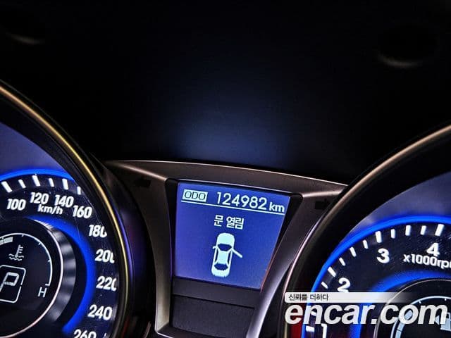 Hyundai The / новый New Genesis купе 200 турбо S, 2012 8