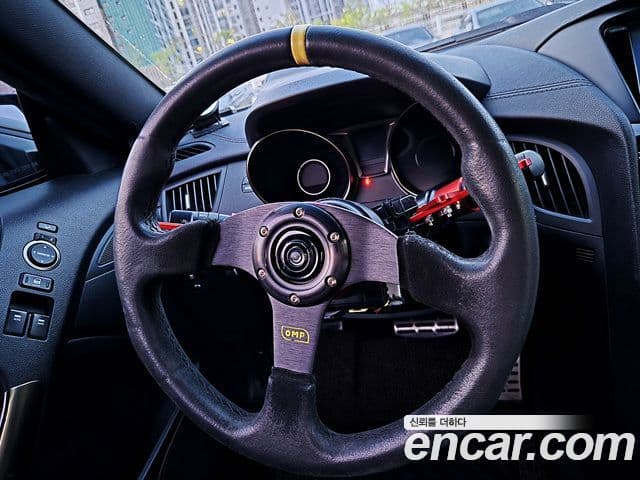 Hyundai The / новый New Genesis купе 200 турбо S, 2012 9