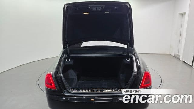 Rolls-Royce 고스트 6.6 EWB V12, 2020 20