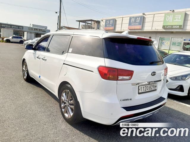 Kia All New Carnival Noblesse, 2016 6