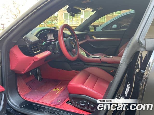 Porsche 타이칸 GTS, 2024 13