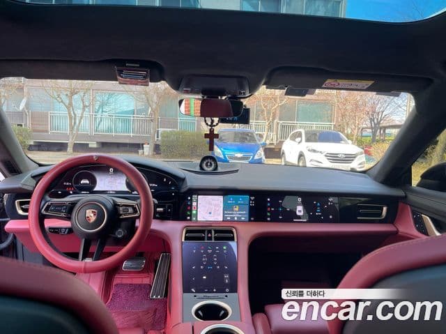 Porsche 타이칸 GTS, 2024 14